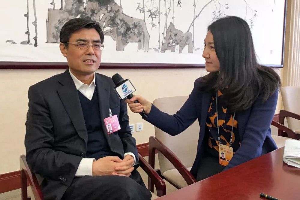 當好能源轉(zhuǎn)型與清潔發(fā)展排頭兵——訪全國政協(xié)委員，中國華能集團有限公司董事長、黨組書記舒印彪