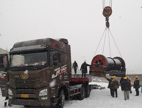 剛果(金)布桑加電站閘門及啟閉機順利完成發(fā)貨