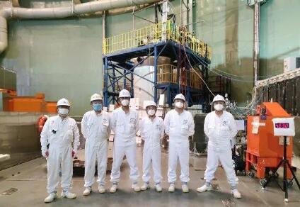 中核集團(tuán):我國首臺(tái)自主乏燃料干貯容器焊接工作順利完成