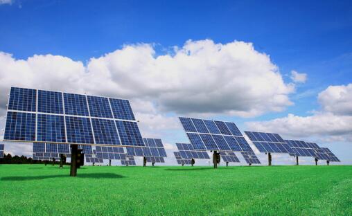 風(fēng)景這邊獨(dú)好！國內(nèi)光伏市場2020年四大看點(diǎn)