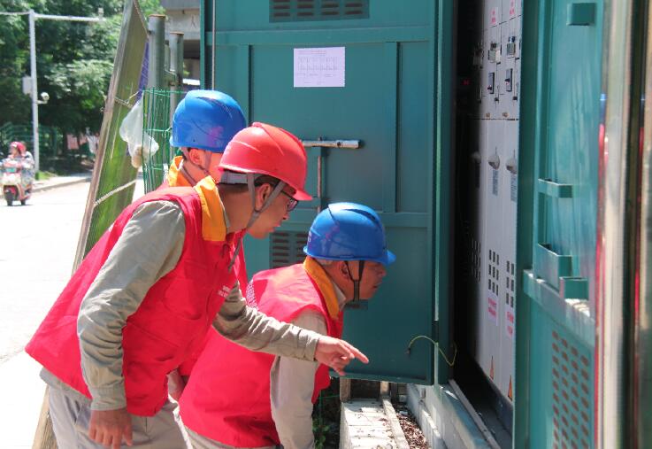 國網(wǎng)霞浦供電公司:高考保供電 我們?cè)谛袆?dòng)