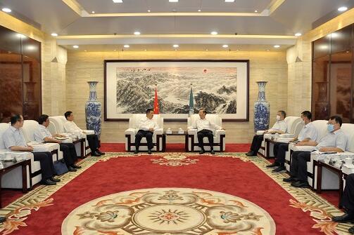 辛保安會(huì)見(jiàn)中國(guó)西電集團(tuán)董事長(zhǎng)白忠泉、總經(jīng)理裴振江