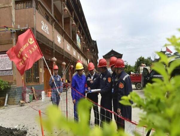 廣西環(huán)江供電局:電網(wǎng)升級改造 助力鄉(xiāng)村產(chǎn)業(yè)振興