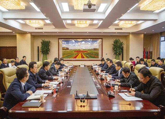 內(nèi)蒙古電力（集團(tuán)）公司董事長(zhǎng)、黨委書記賈振國(guó)帶隊(duì)赴鄂爾多斯地區(qū)調(diào)研