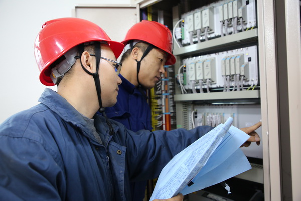 國(guó)網(wǎng)寧?？h供電公司：緊急消缺除隱患，筑牢電網(wǎng)“三防線”