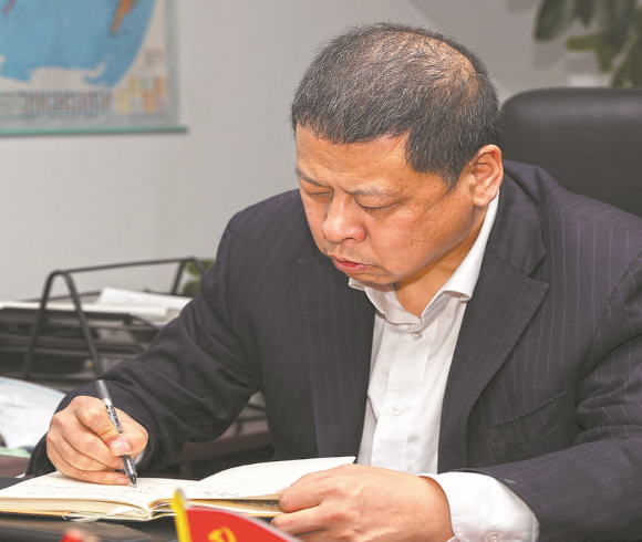 【國家電網(wǎng)公司特等勞?！客?波