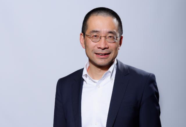 施耐德電氣全球執(zhí)行副總裁、中國區(qū)總裁尹正：提升能源效率助力實現(xiàn)碳中和
