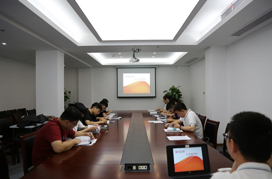 國(guó)網(wǎng)寧波奉化區(qū)供電：扣好從業(yè)“第一粒紐扣”，開(kāi)啟新員工廉潔守護(hù)