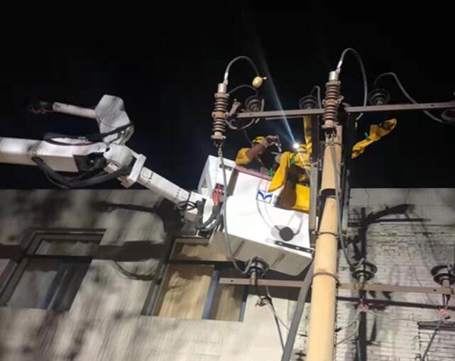 烏海電業(yè)局配電帶電作業(yè)處：11、7、23