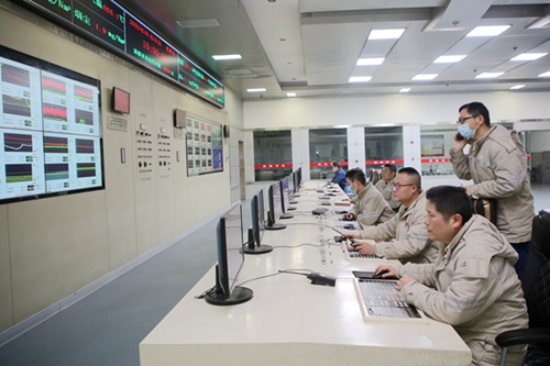 圖片1：“萬(wàn)家燈火，他們用心守護(hù)!”.JPG