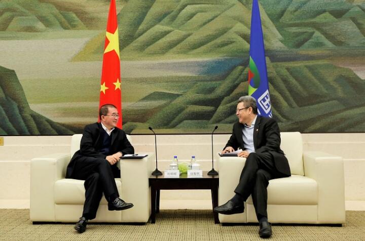 錢智民會(huì)見中國(guó)燃?xì)舛戮种飨?、總裁劉明輝