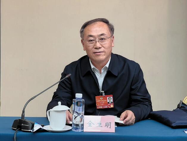 【兩會】國網(wǎng)電動汽車服務有限公司董事長、黨委書記全生明：加快構(gòu)建交通能源融合發(fā)展體系 促進車與電網(wǎng)協(xié)同互動