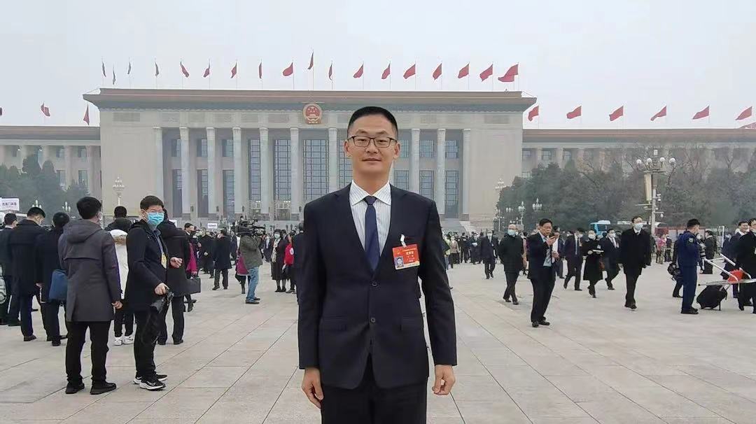 丁明：以數字化、智能化提升綠色化、低碳化