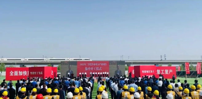 東方日升、晶科、阿特斯同時(shí)擴(kuò)產(chǎn)！
