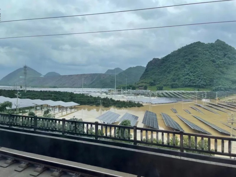 地面電站秒變漂浮電站，又一光伏電站被水淹！