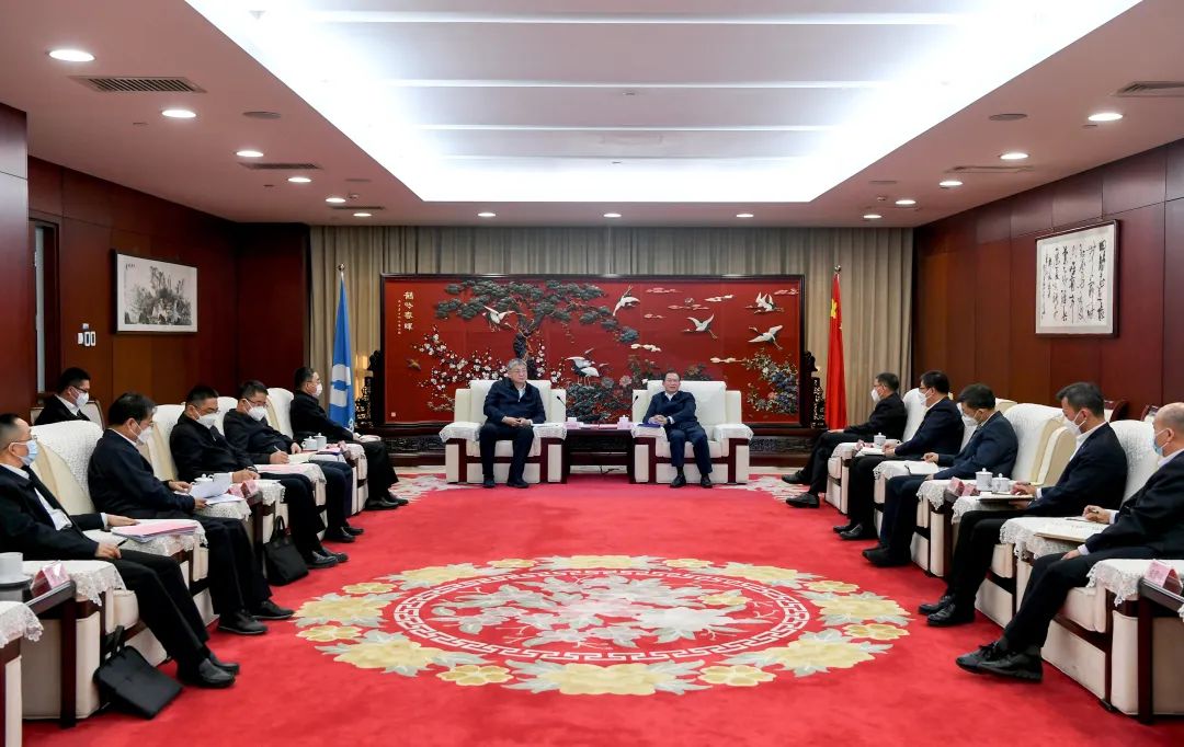 中國華電黨組書記、董事長江毅會見國家能源集團(tuán)黨組書記、董事長劉國躍