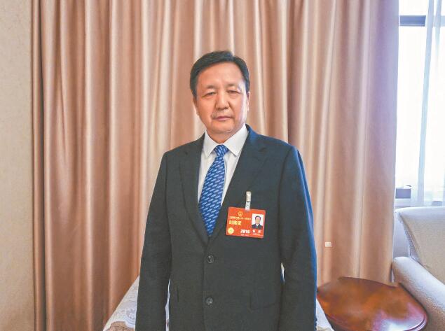 新型電力系統(tǒng)建設(shè)為電力裝備制造業(yè)帶來(lái)新機(jī)遇——訪全國(guó)人大代表，全國(guó)工商聯(lián)副主席，特變電工股份有限公司黨委書記、董事長(zhǎng)張新