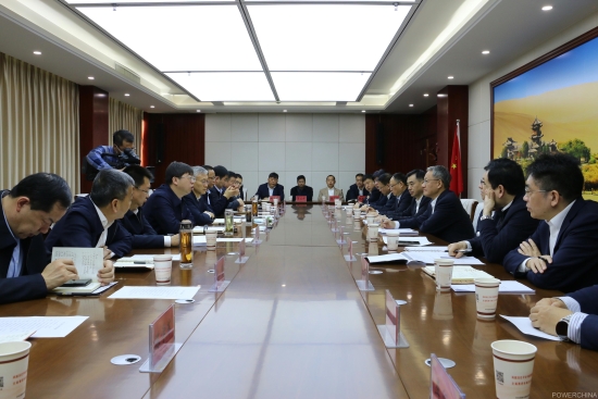 中國電建黨委副書記、總經(jīng)理王斌與酒泉市主要領(lǐng)導(dǎo)會(huì)談