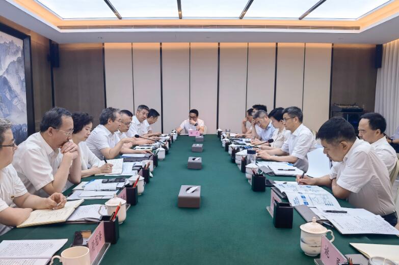 中國能建副總經(jīng)理吳云與襄陽市委副書記、市長王太暉會(huì)談