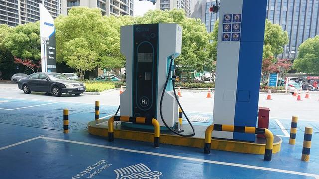 加快培育氫燃料電池汽車產(chǎn)業(yè)，浙江超前布局加氫站建設(shè)