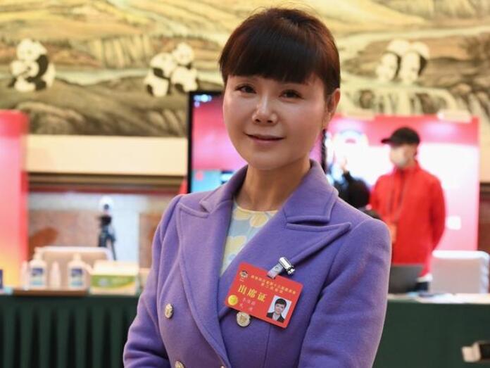 四川省政協(xié)委員李佳蔚：四川要優(yōu)化碳產(chǎn)品、參與碳交易，不斷完善碳設(shè)施