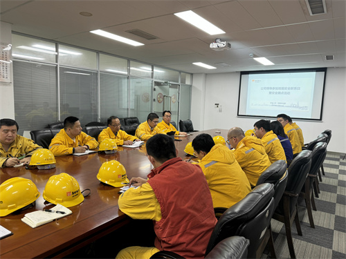 華潤電力南京公司黨委委員、副總經(jīng)理陳超虎參加一期戊值安全聯(lián)系日暨安全蹲點活動