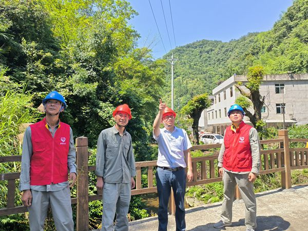 湖北竹溪供電公司：群眾身邊無(wú)小事，靶向施治保供電