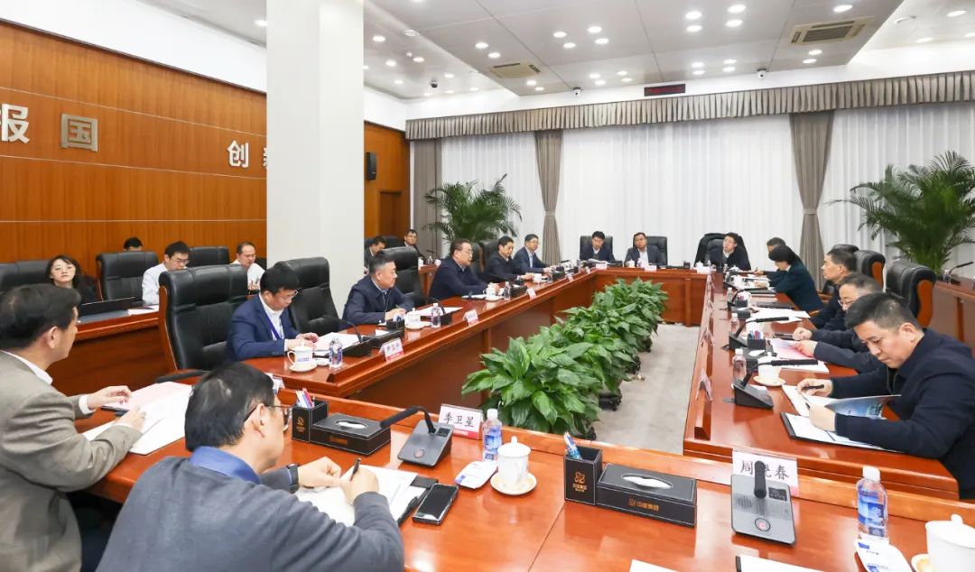 中核集團(tuán)會(huì)見江蘇省委常委、蘇州市委書記劉小濤一行