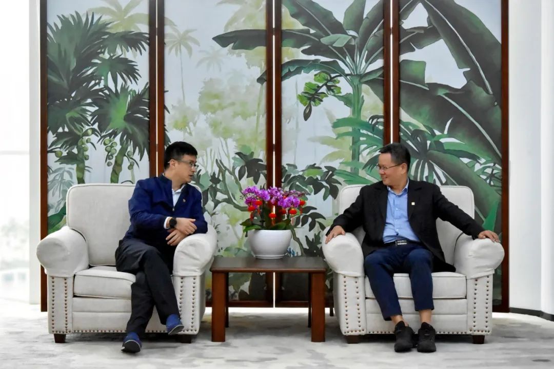 國電投海南公司黨委副書記、總經(jīng)理劉波濤拜訪大唐海南公司黨委書記、董事長王俊啟