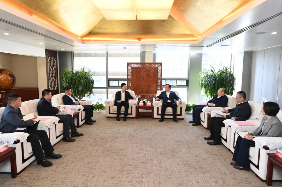 大唐國際黨委書記、董事長李凱會見中建五局黨委書記、董事長田衛(wèi)國