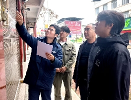 湖北通城：供電員工上門，解惑用戶“多扣”電費(fèi)之謎